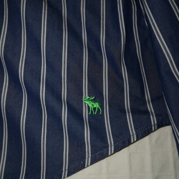 Abercrombie & Fitch Dress Shirt. - Picture 2 of 3